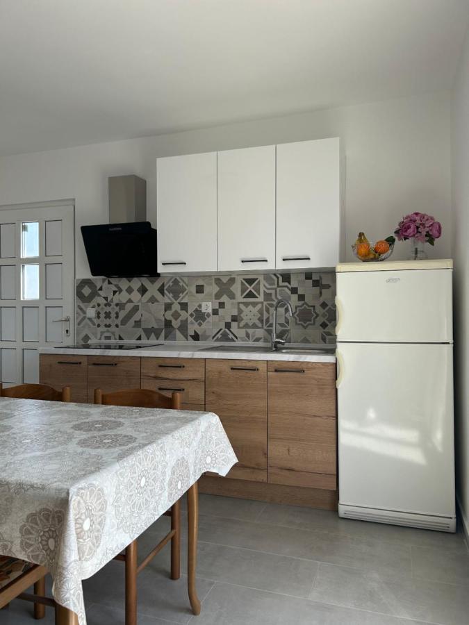 Apartments Ljubomir Rogoznica  Kültér fotó